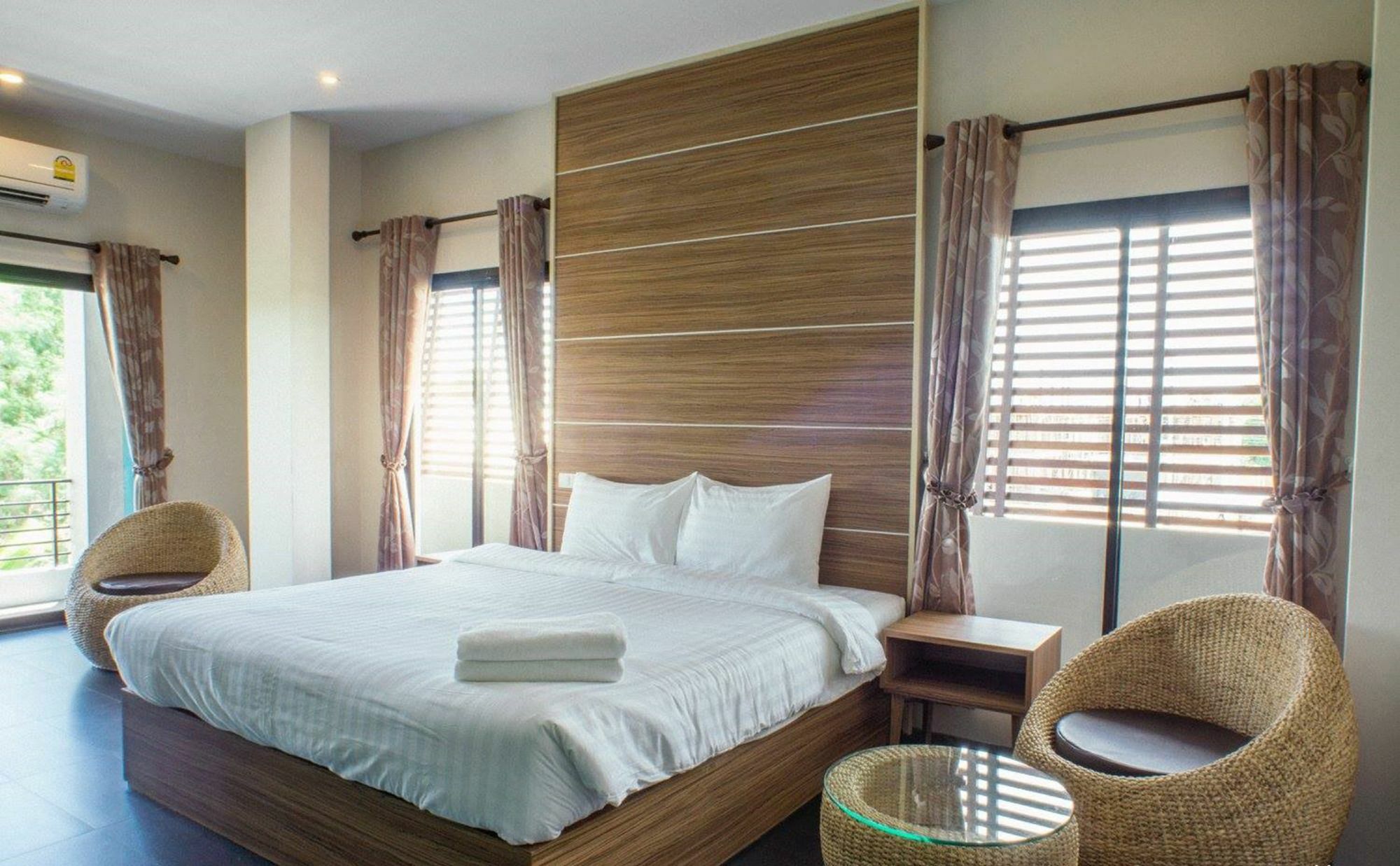 Baan Issara Hotell Nakhonratchasima Eksteriør bilde